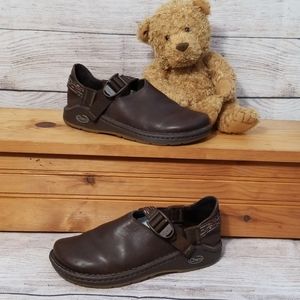 Chaco Leather Pedshed Slip On Shoes